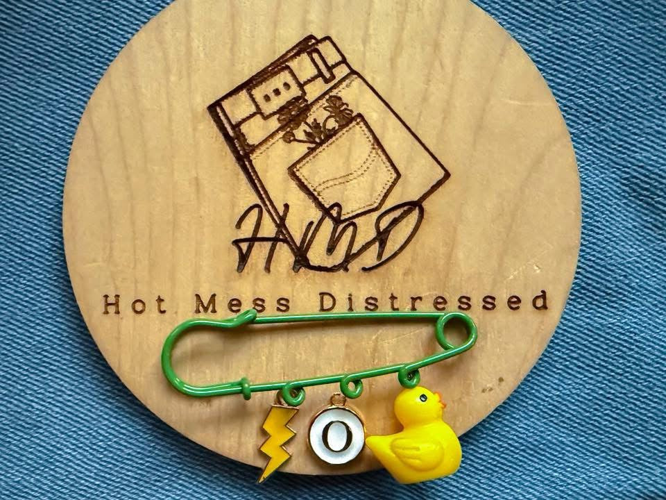 Oregon ducks pin